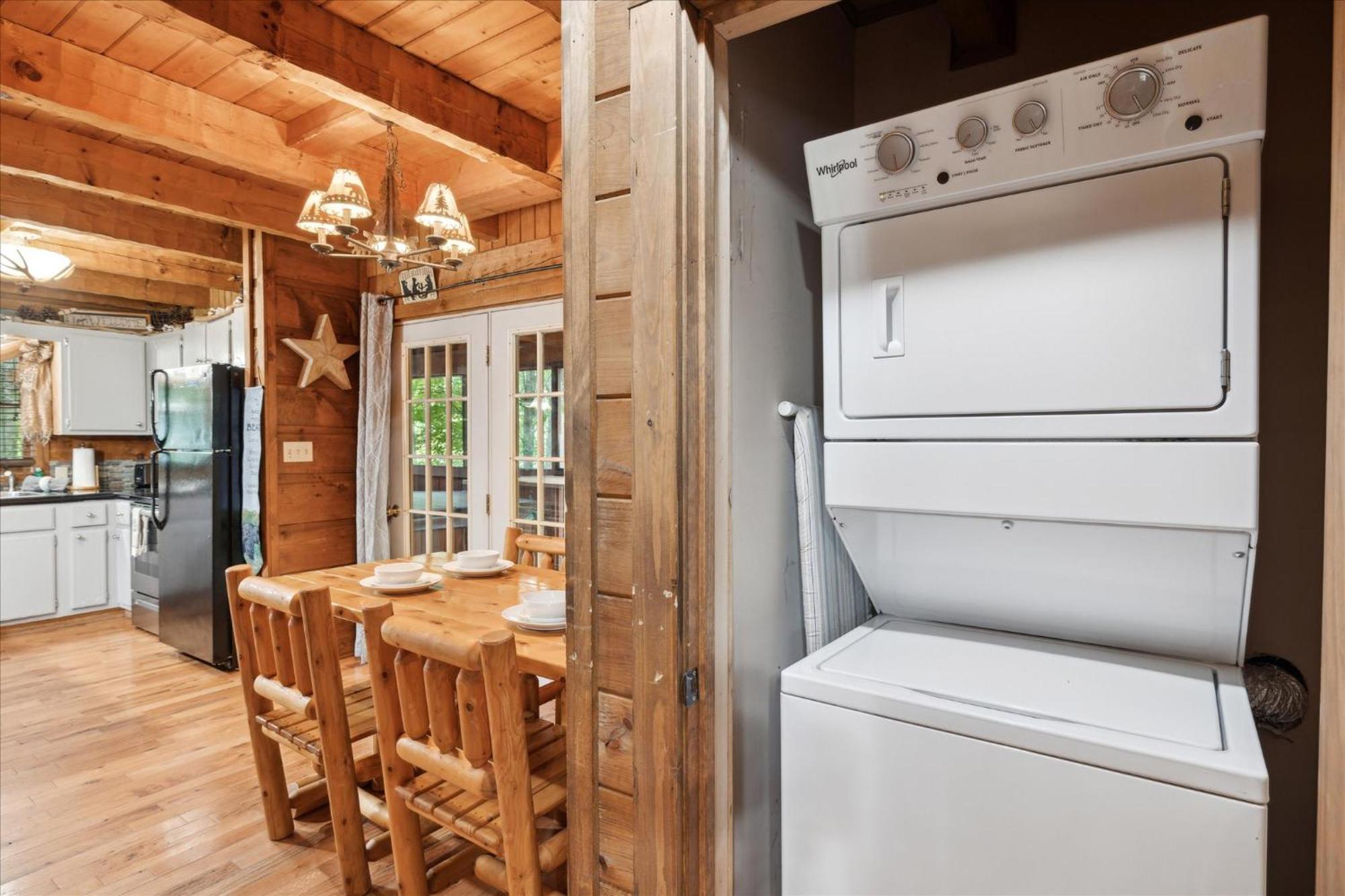 A Charming Cabin, Pool, Firepit, Hot Tub-Jacuzzi Gatlinburg Luaran gambar