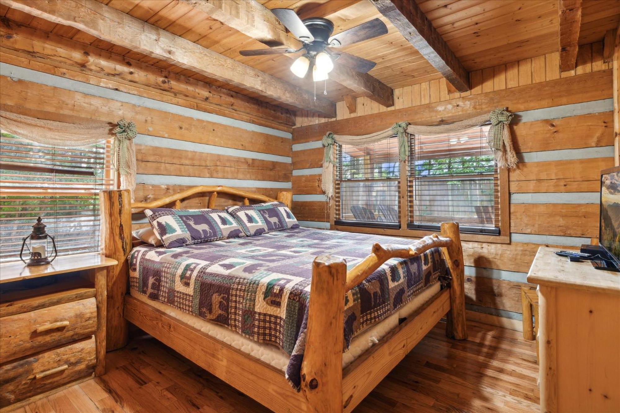 A Charming Cabin, Pool, Firepit, Hot Tub-Jacuzzi Gatlinburg Luaran gambar