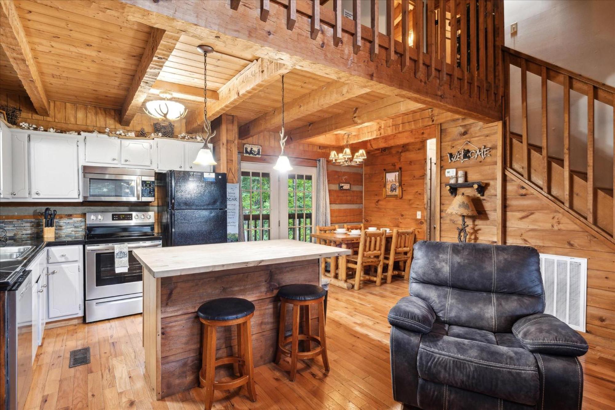 A Charming Cabin, Pool, Firepit, Hot Tub-Jacuzzi Gatlinburg Luaran gambar