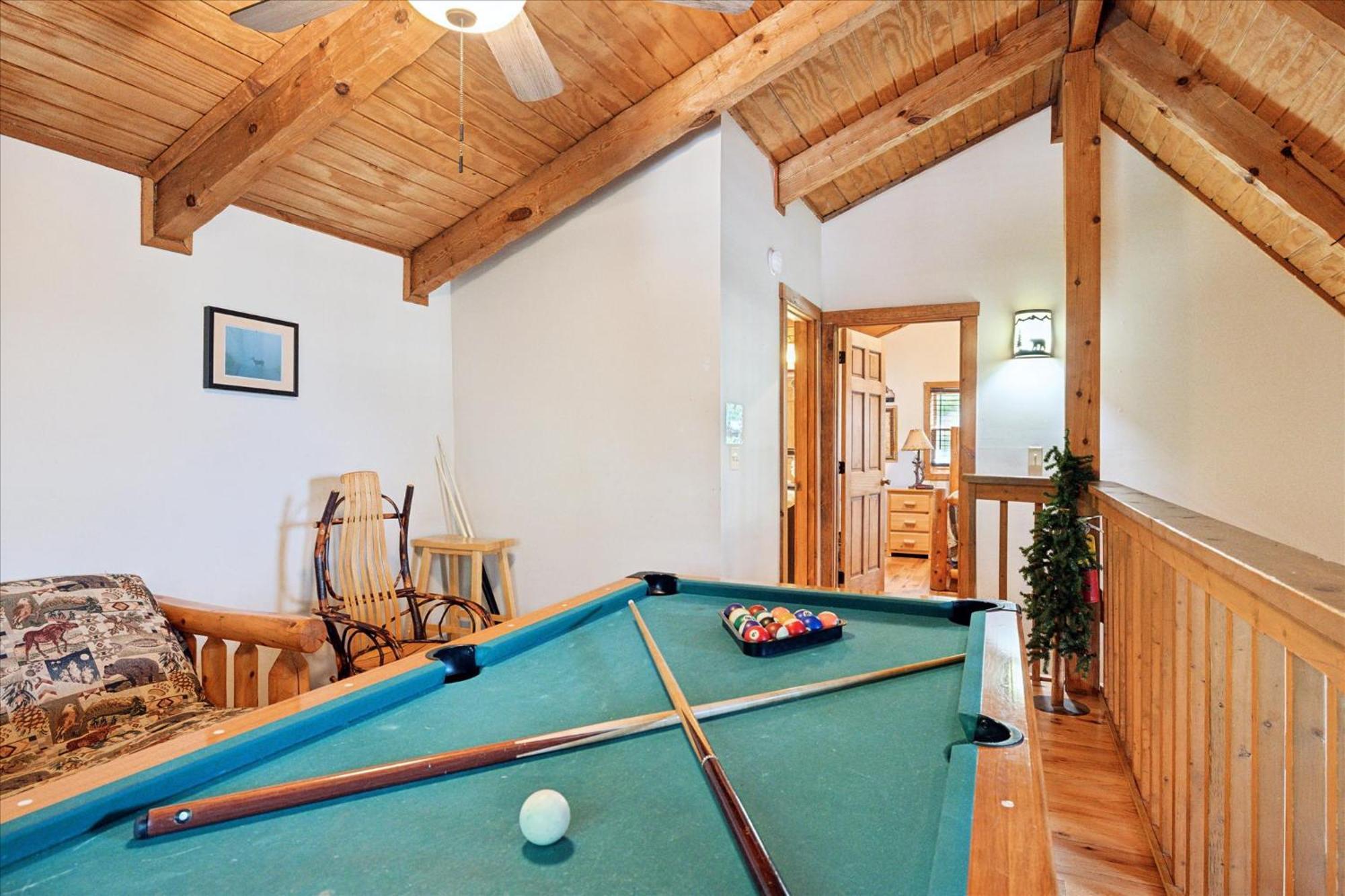 A Charming Cabin, Pool, Firepit, Hot Tub-Jacuzzi Gatlinburg Luaran gambar